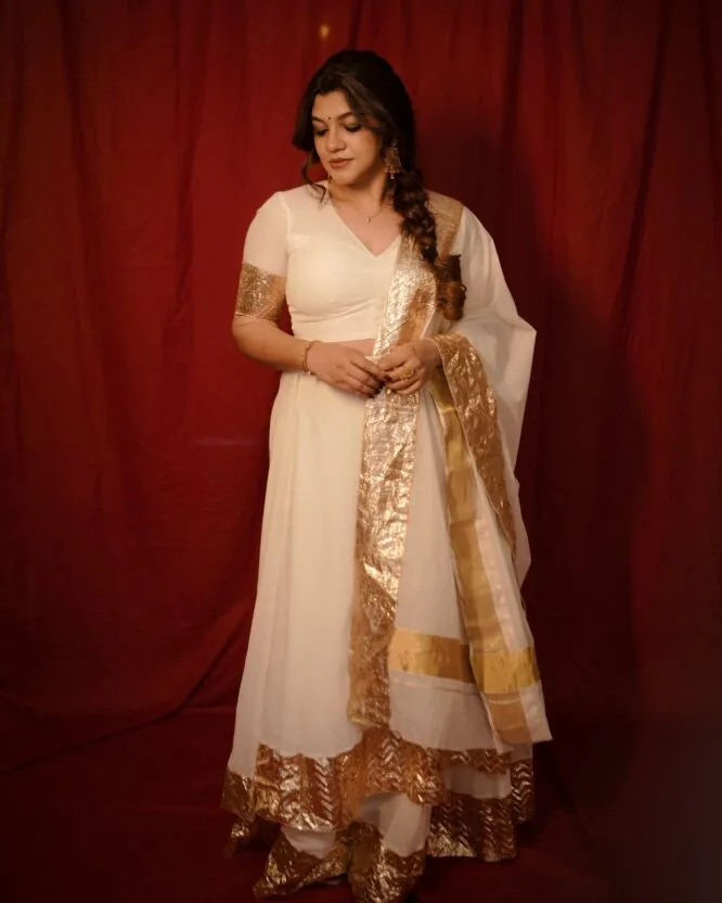 Double Layered Handwoven Gota Borders  Skirt - Image 4