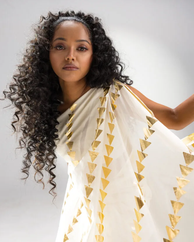 Gold Triangles - Image 2