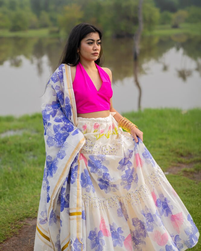 Lavenders Floral Dhavani - Image 6