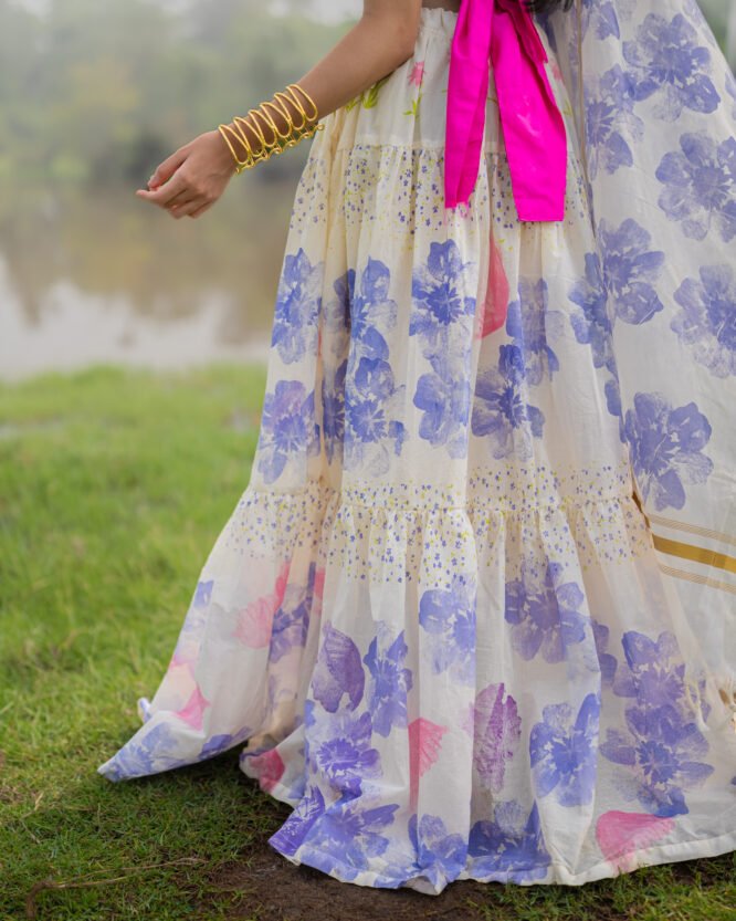 Lavenders Floral Dhavani - Image 3